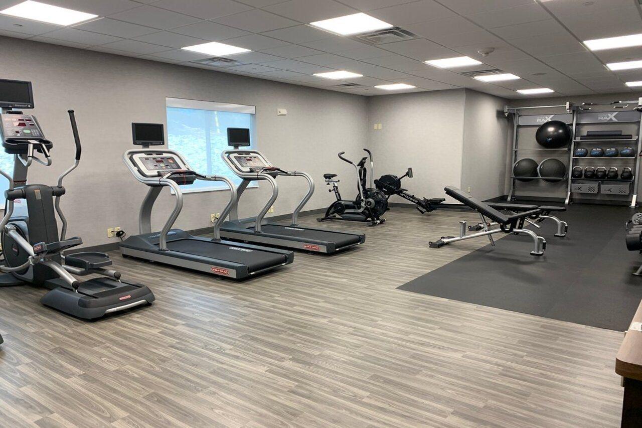 Hampton Inn & Suites Pittsburgh New Stanton Pa Экстерьер фото
