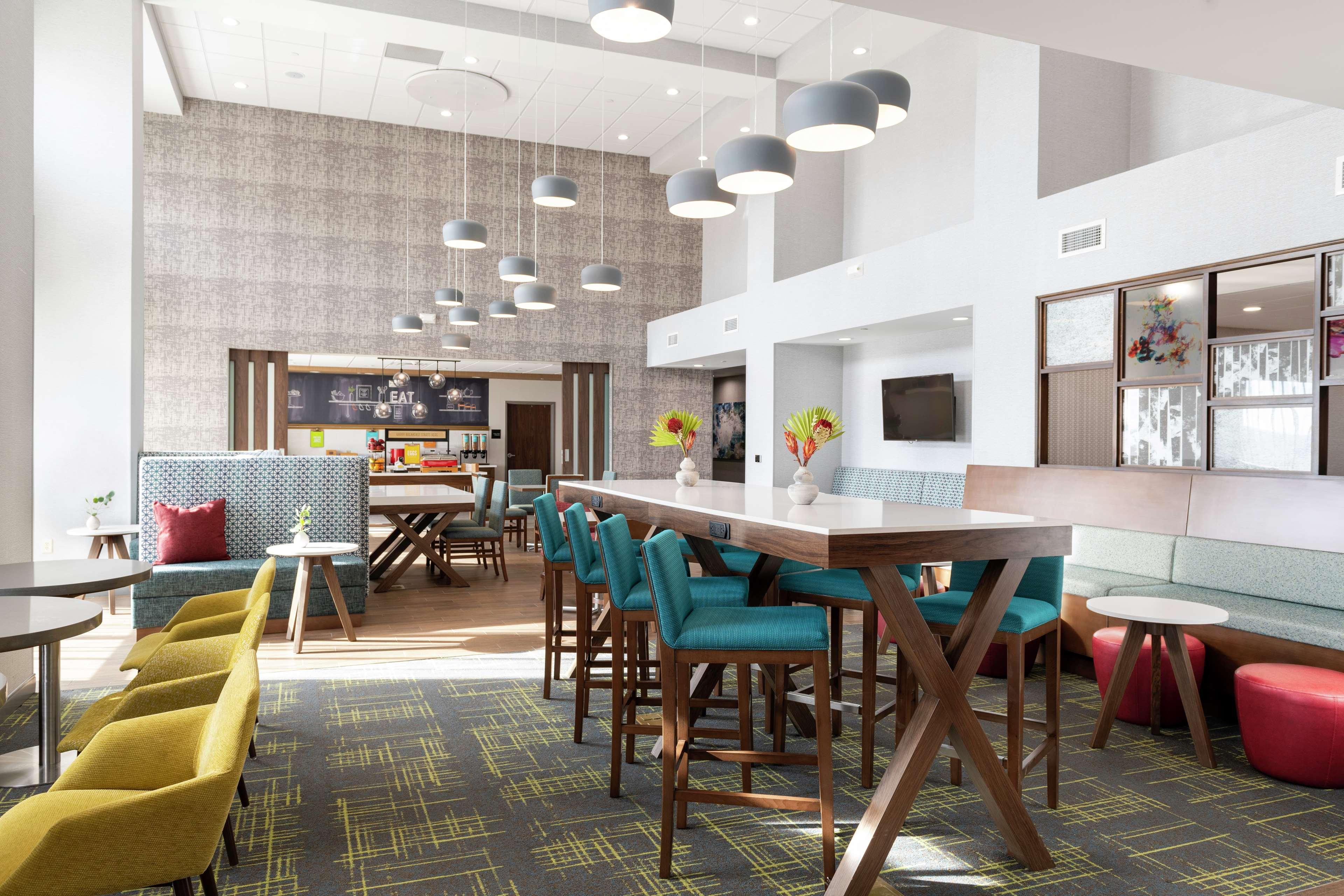 Hampton Inn & Suites Pittsburgh New Stanton Pa Экстерьер фото