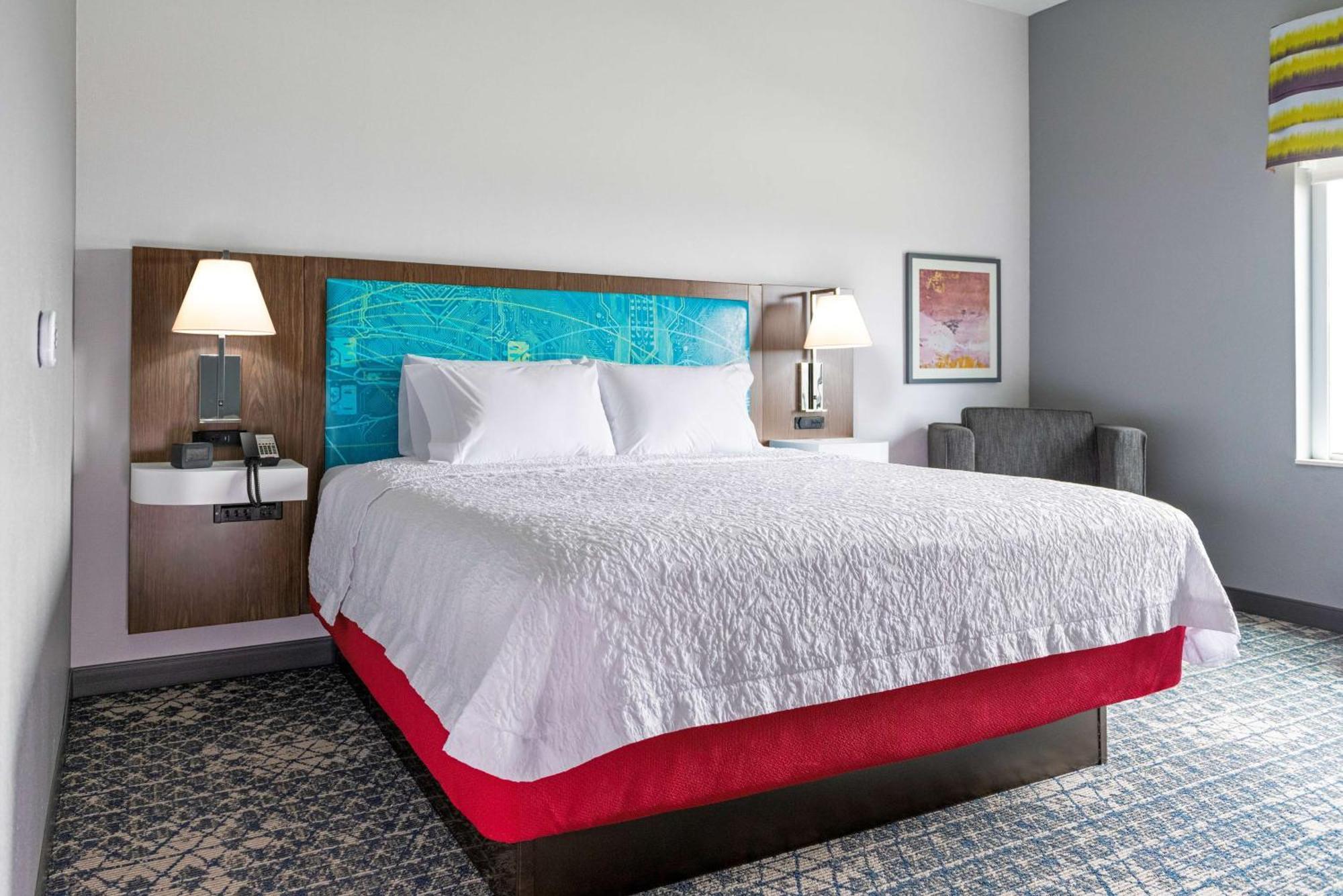 Hampton Inn & Suites Pittsburgh New Stanton Pa Экстерьер фото