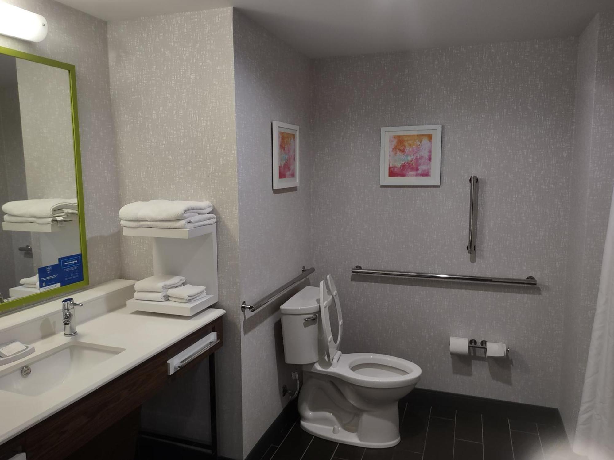 Hampton Inn & Suites Pittsburgh New Stanton Pa Экстерьер фото